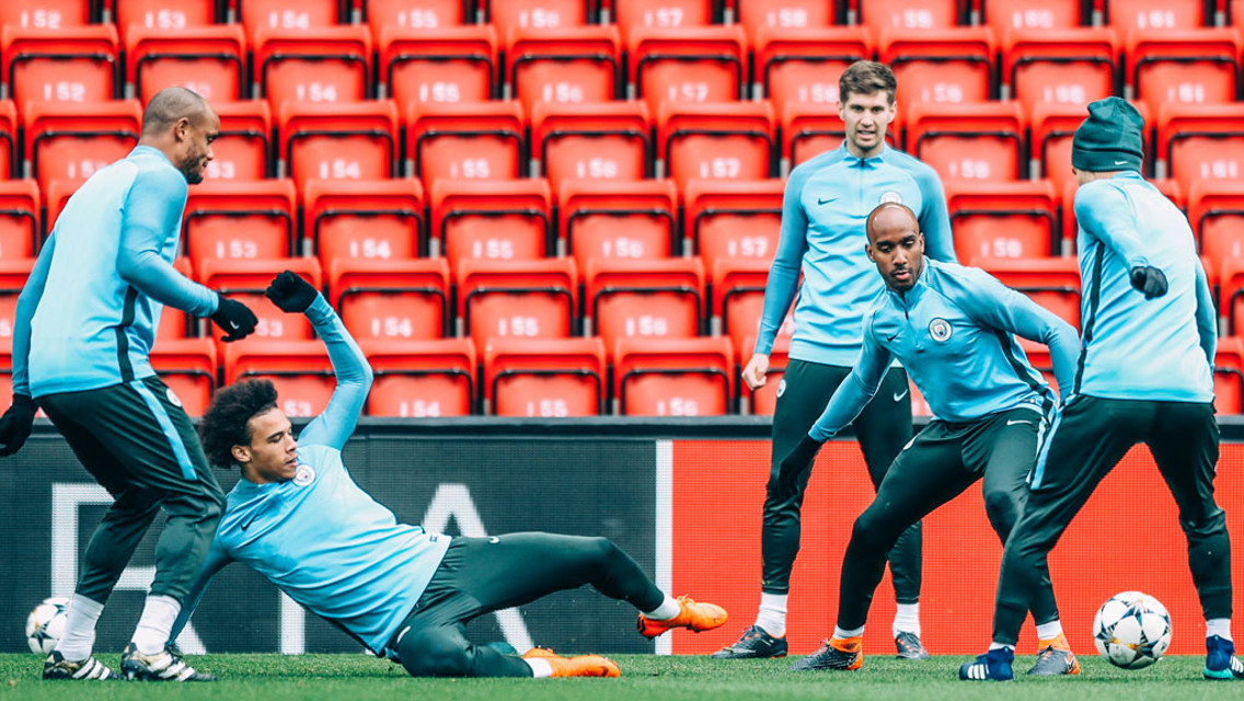 SLIDE: Leroy Sane in training.