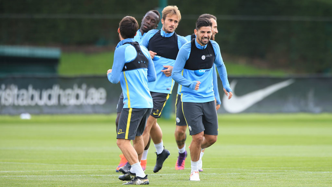 FOLLOW THE SPANIARDS: David, Nolito and Aleix lead the way in today's warm up.
