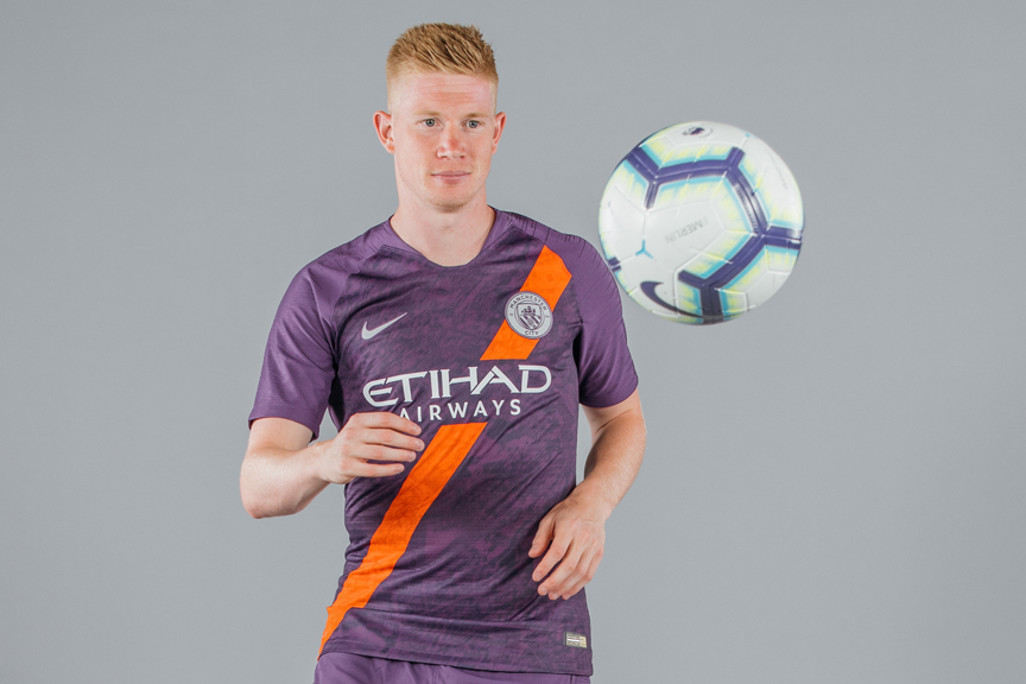 STAR IN STRIPES: Kevin De Bruyne and City's new third kit make the perfect match