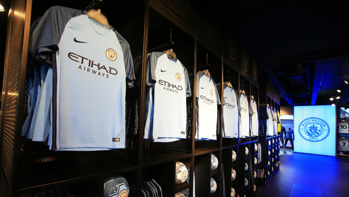 REBORN: A new store for a new kit.