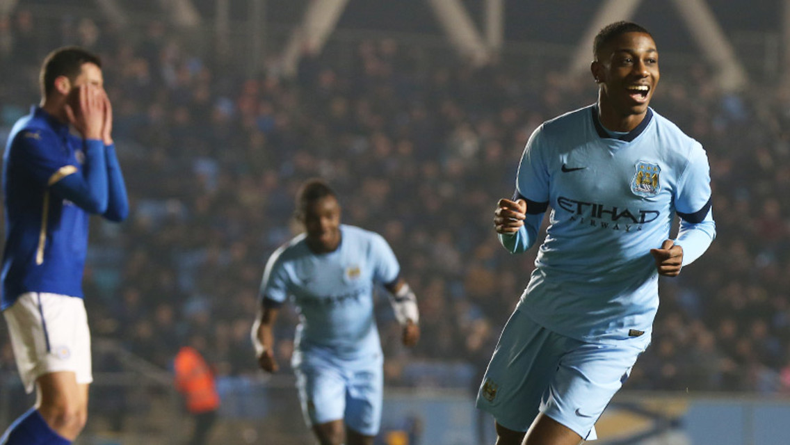 u18s tame Foxes to earn three goal advantage