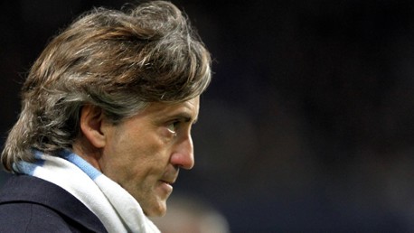 Mancini gesticulates