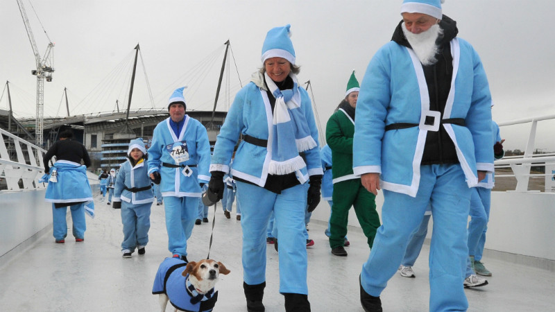 Santa Stroll