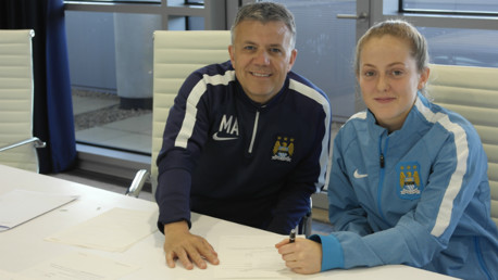 Keira Walsh pens first senior contract