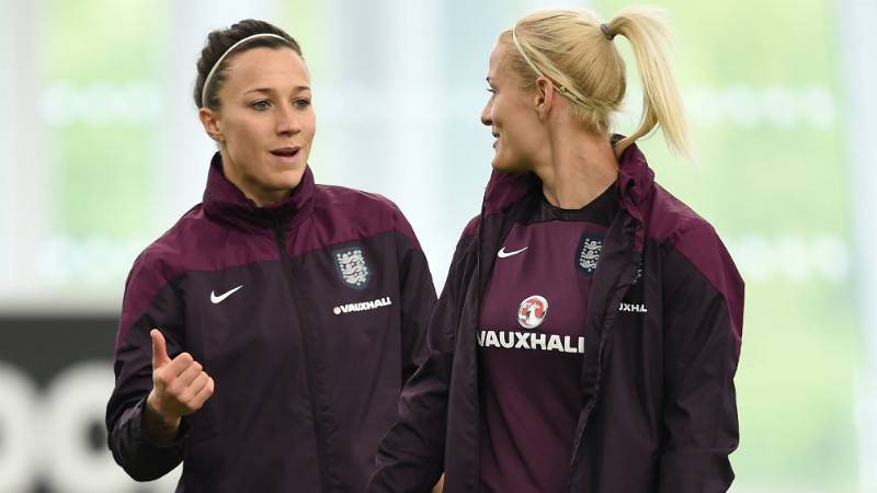 Lucy Bronze in training