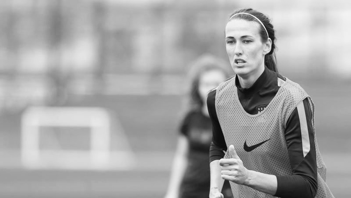 Towering midfielder Jill Scott in full focus.