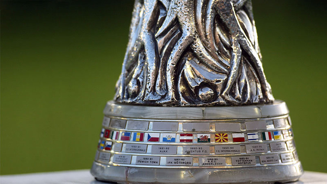 europa league trophy