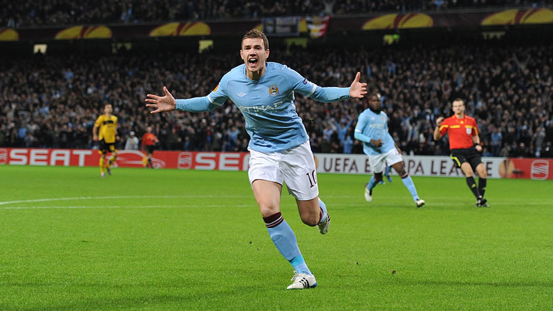 Edin and his goal at Aris home game