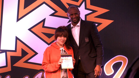 Vieira drops in at Kickz Awards