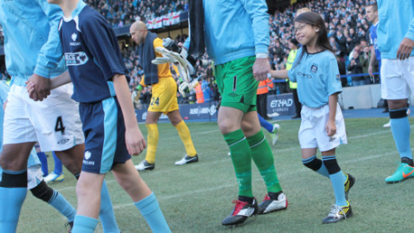 Everton mascots