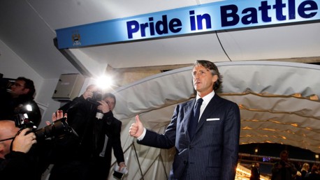  Mancini makes his debut as City boss on Boxing Day, 2009