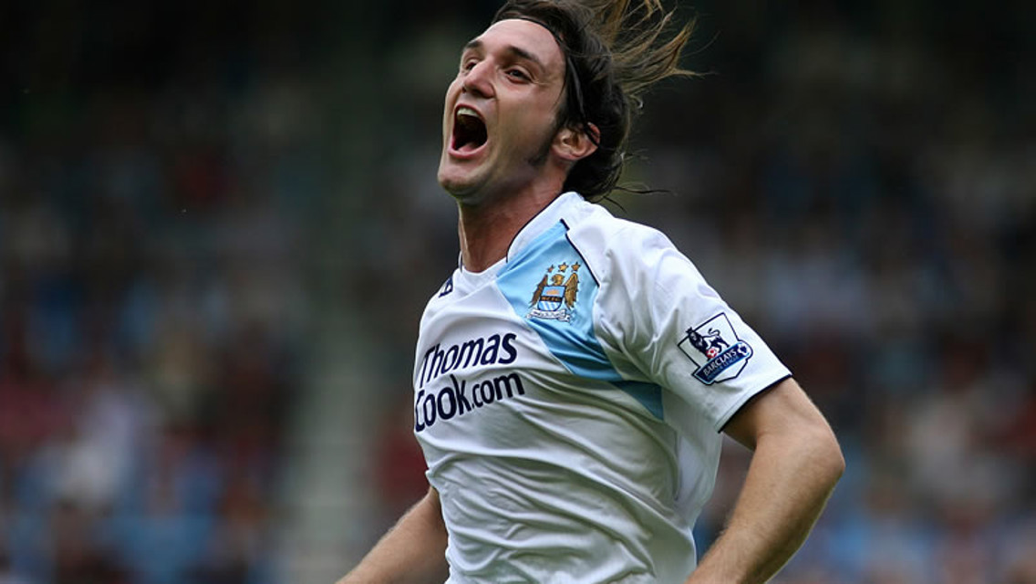 etihad 10