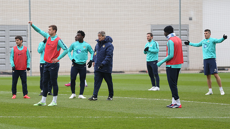Players and Manuel Pellegrini