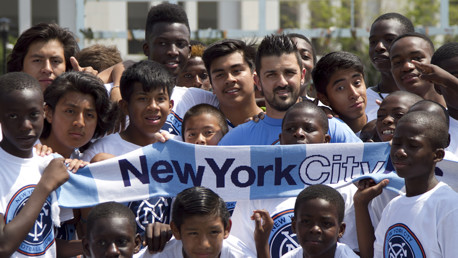 David Villa attends community event in Bronx gallery
