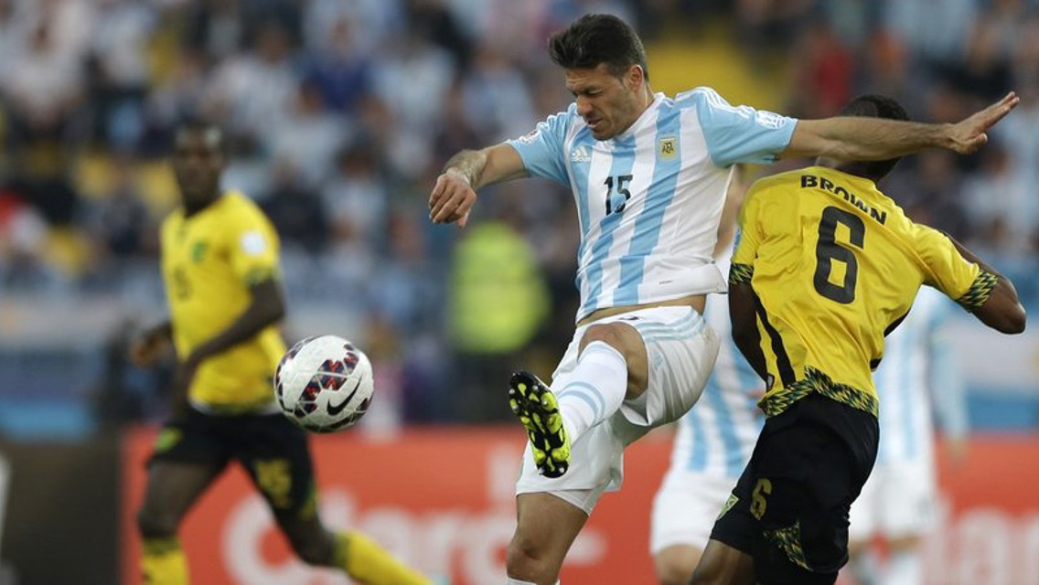 Argentina vence Jamaica pela margem mínima e junta-se ao grupo dos finalistas