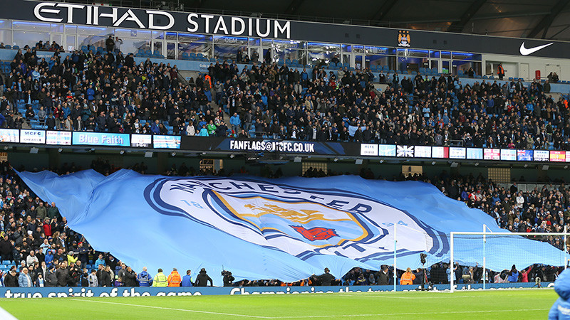 The new Manchester City badge is revealed to fans at City v Sunderland