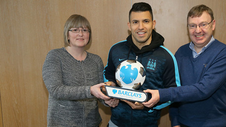 Agüero nombrado Jugador Barclays del Mes