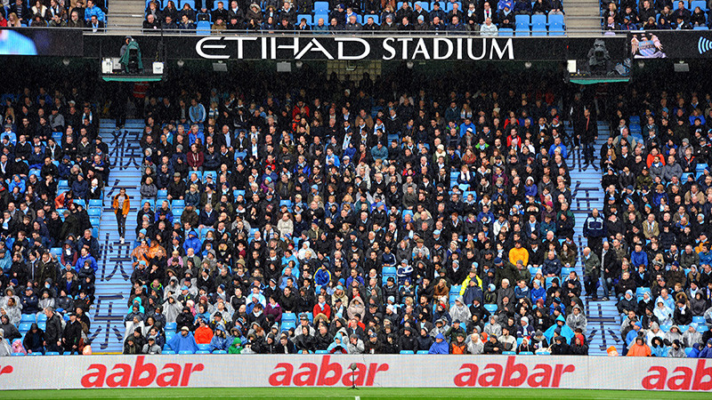 Etihad Stadium east stand Chinese message