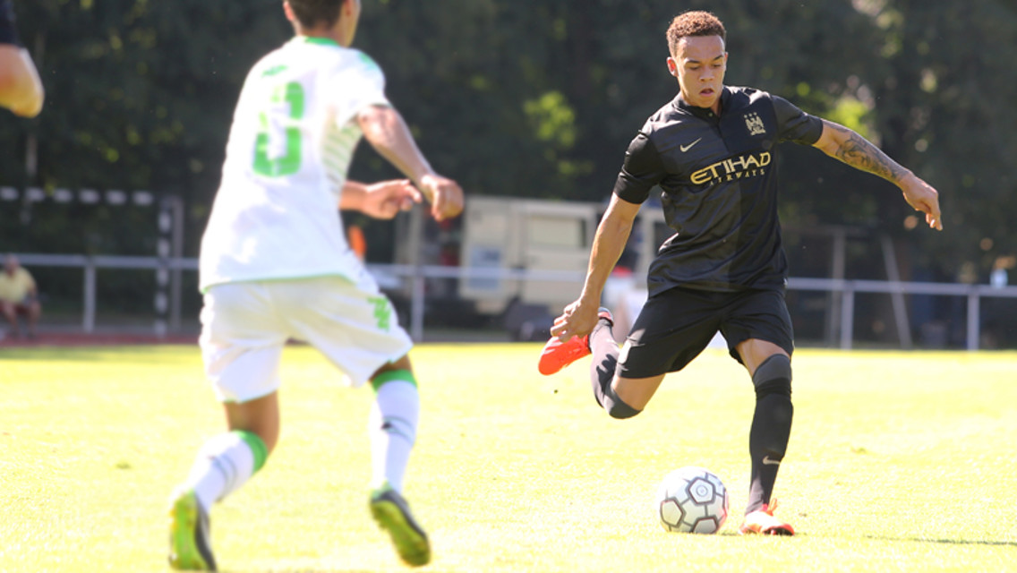 Shay Facey playing in Oberndorf MF3B2357