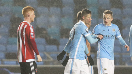 Davies guides EDS to win in first game in charge