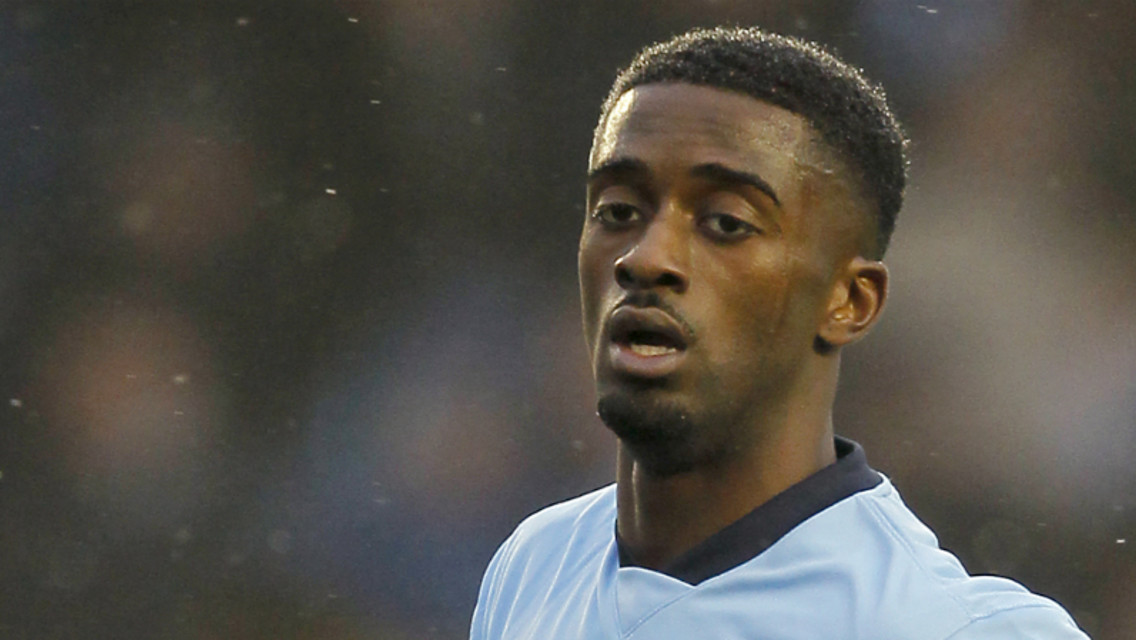 Jordy Hiwula joins Huddersfield Town