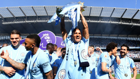 Danilo Campeão da Premier League