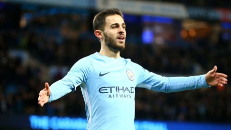 Todos os ângulos: Bernardo Silva x Liverpool 