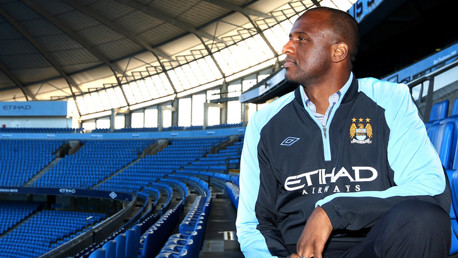 Vieira signs