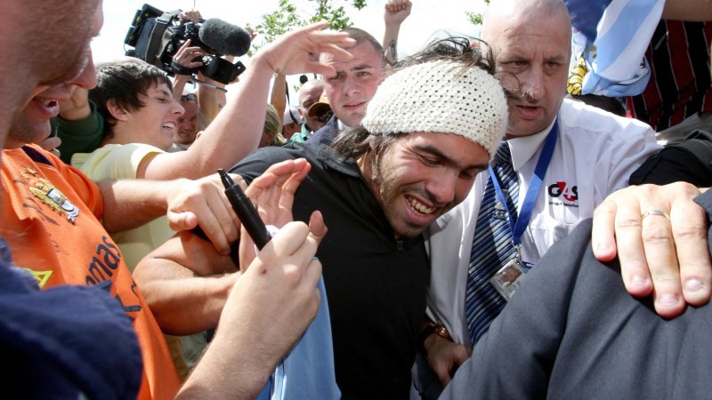 Tevez arrives