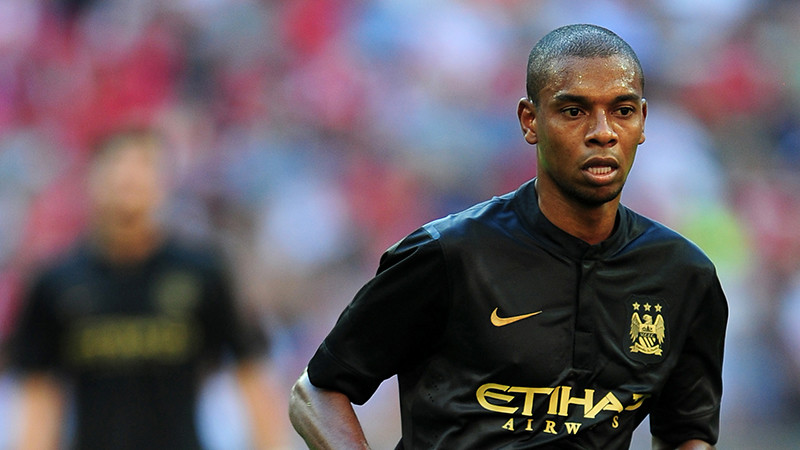 Fernandinho in away kit PA-17213150