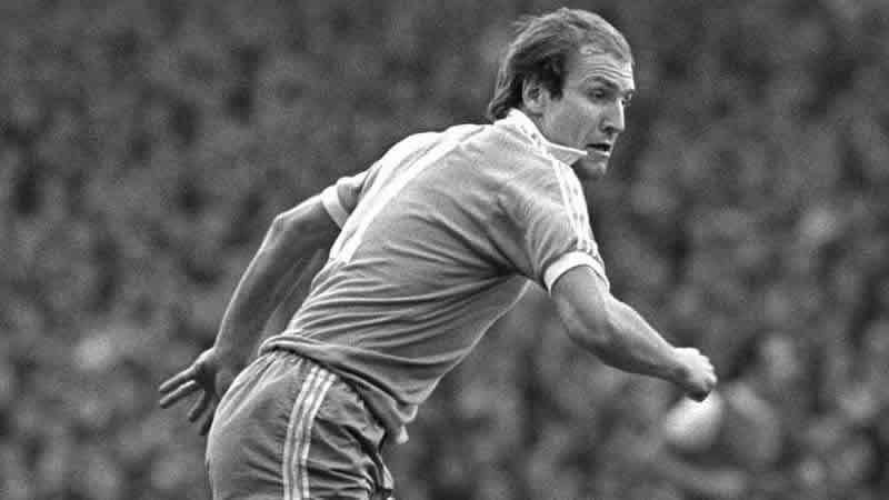 Dennis Tueart4