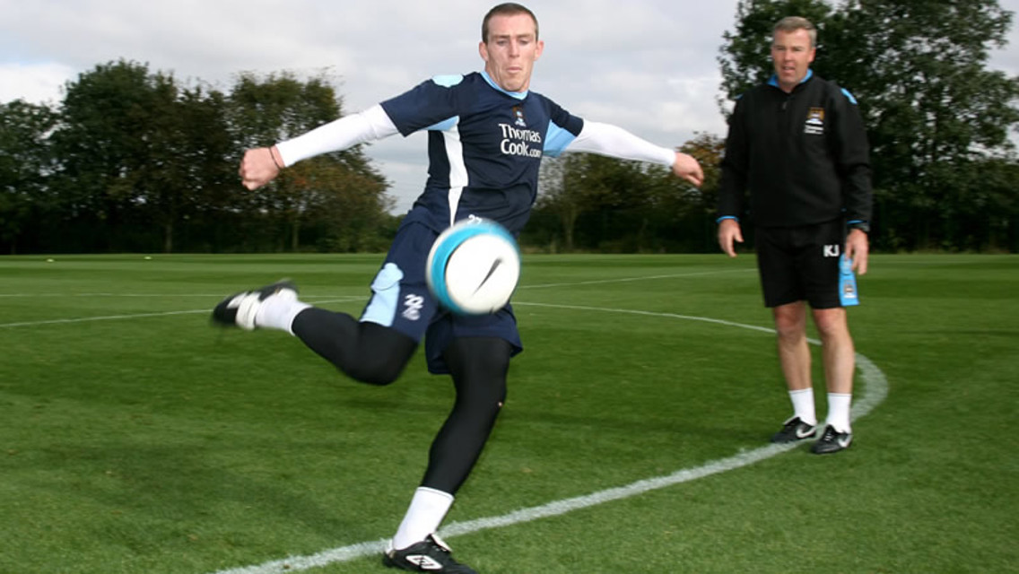 Richard Dunne training 0708