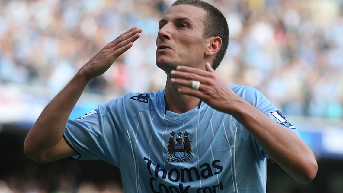 Elano Blumer 0708