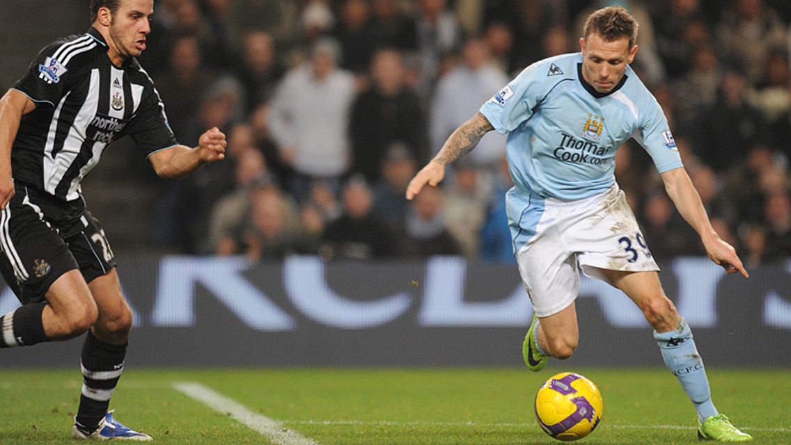 Craig Bellamy Man City vs Newcastle 0809