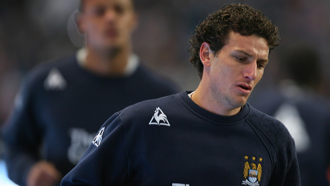 Elano Blumer training 0809