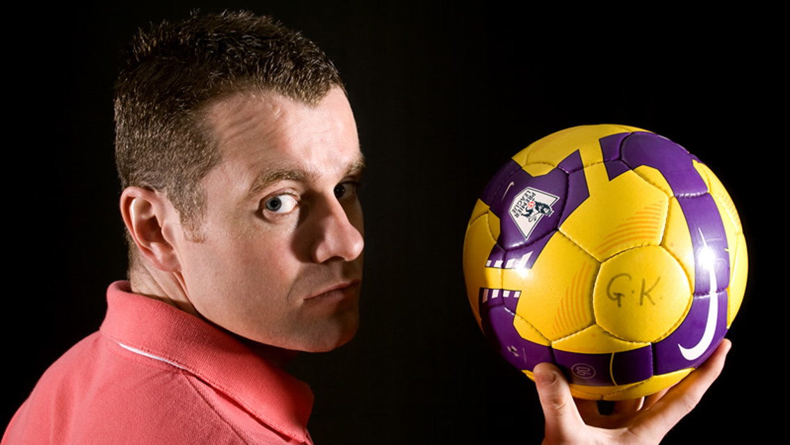 Shay Given with ball photoshoot 0809