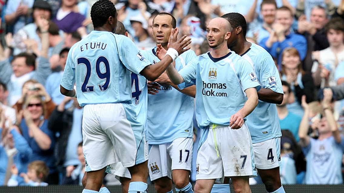 Kelvin Etuhu Stephen Ireland Martin Petrov 0809
