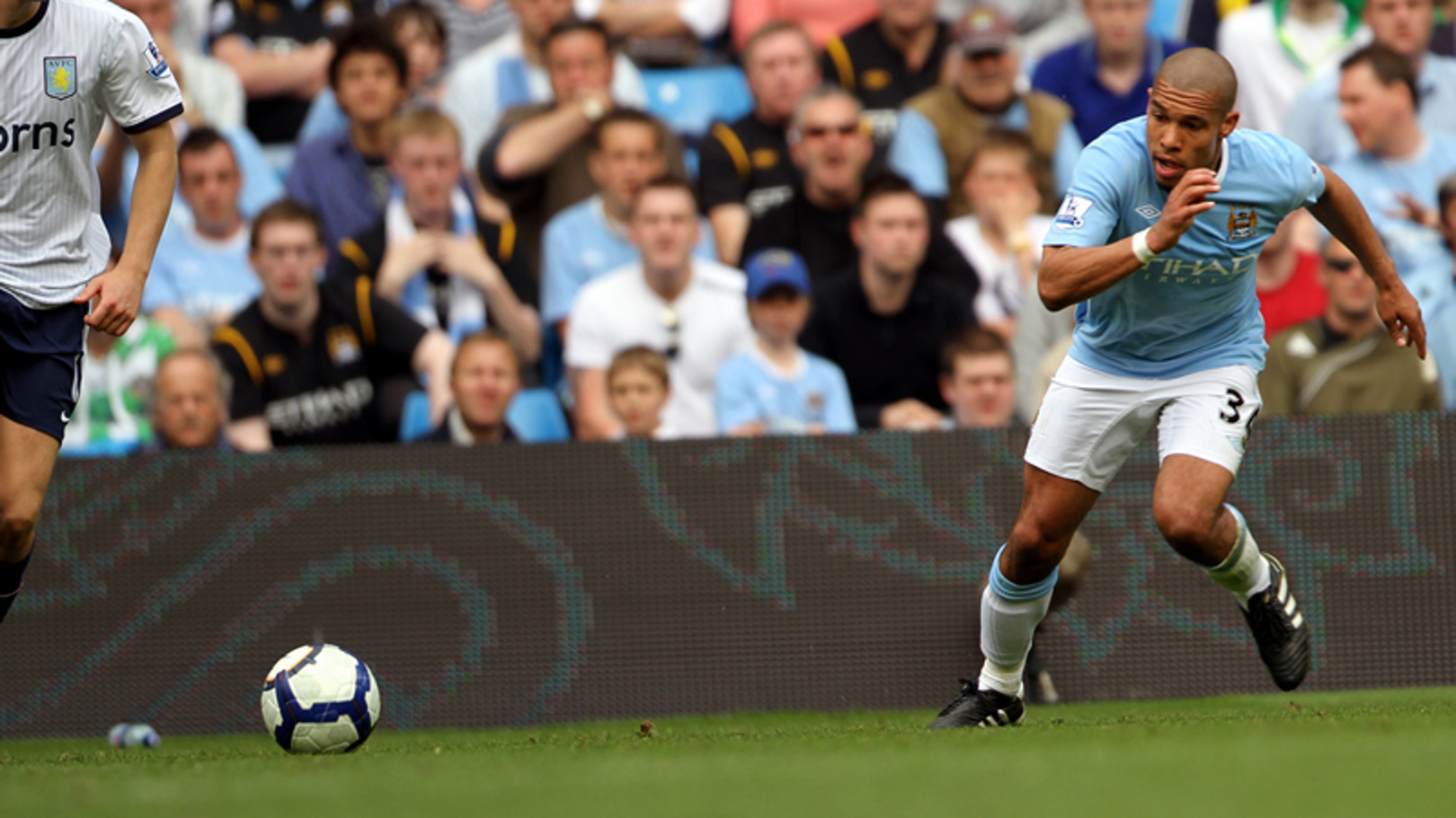 We do our talking on the pitch - De Jong