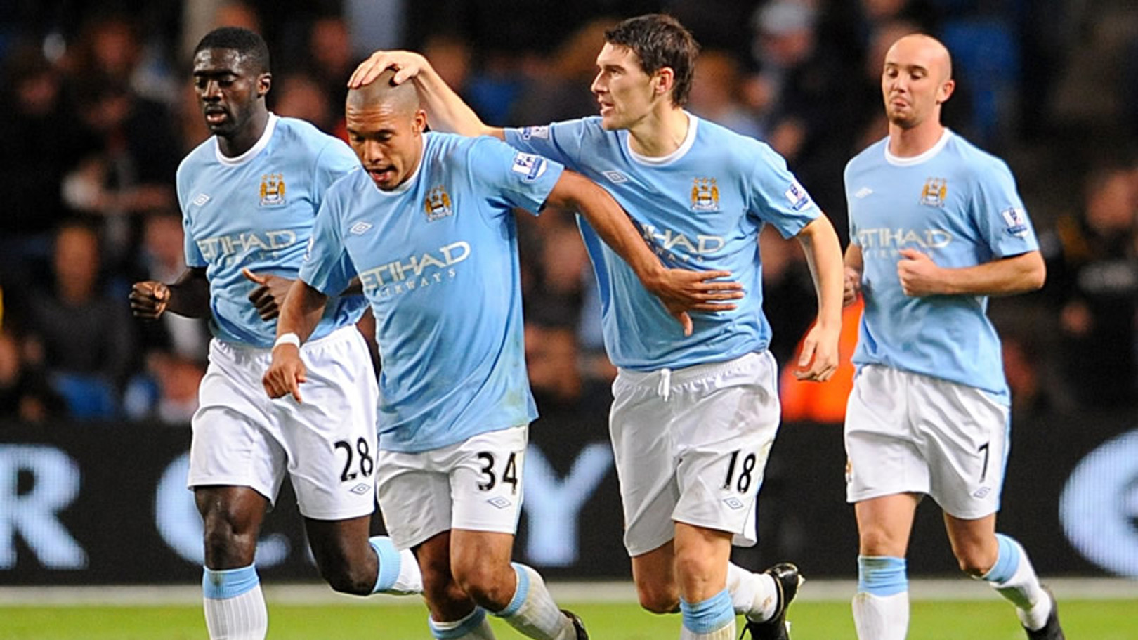 Mancini eyes keen midfield battle
