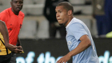 Nigel de Jong v Kaizer Chiefs