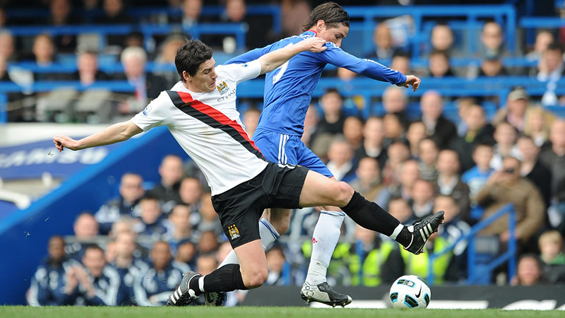 ARAB SITE GARETH BARRY ACTION CHELSEA