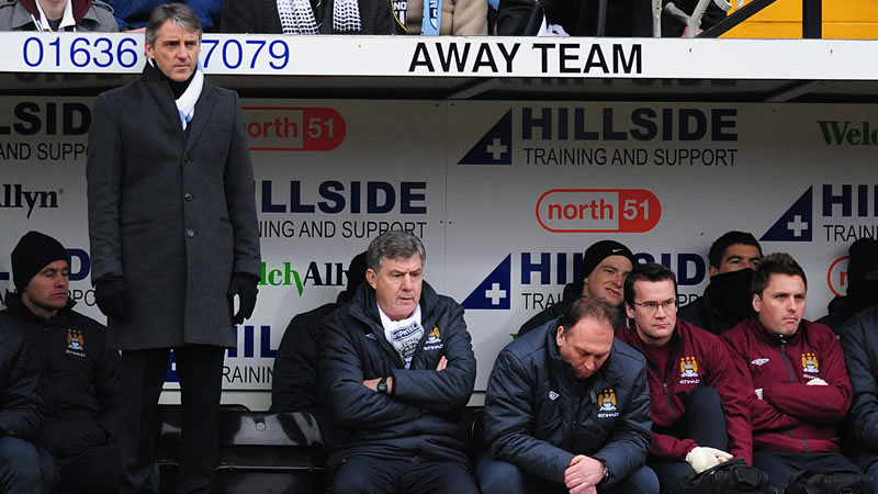 Bench Pre Goal Notts 