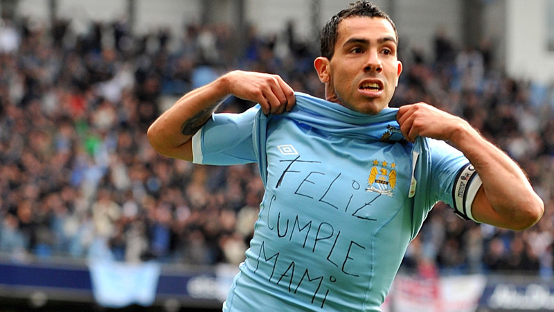 Tevez Celebrates Chelsea1