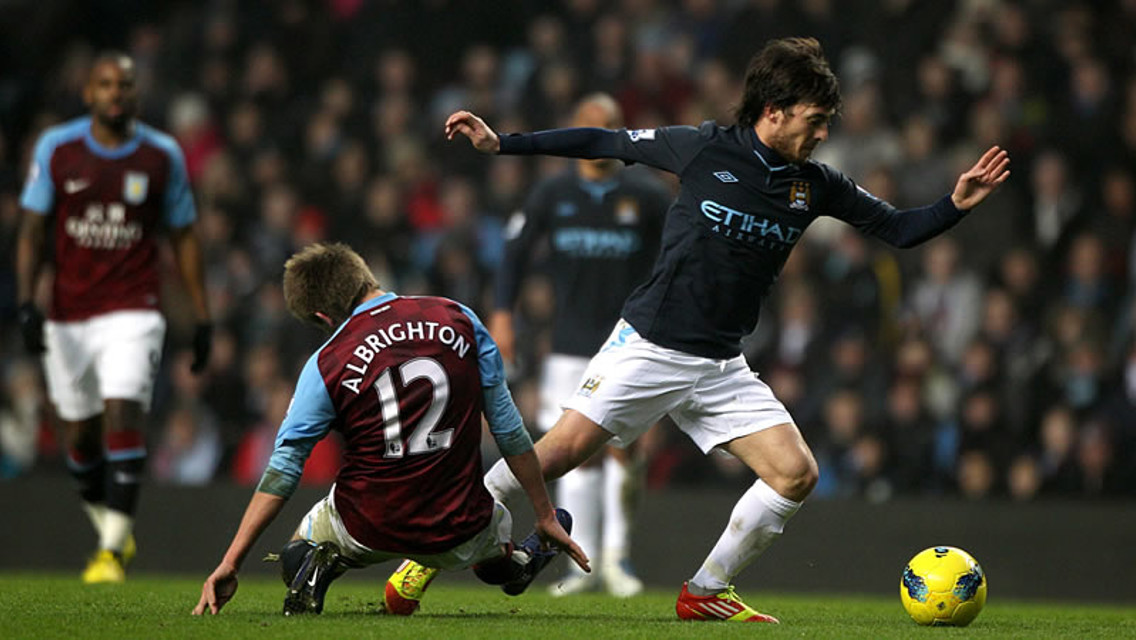 David Silva Action villa