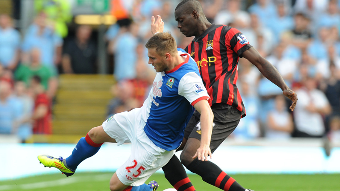 Balotelli Action