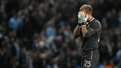 EL City v Sporting Hart header saved 90mins