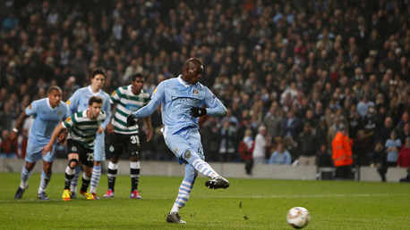 EL City v Sporting Balotelli penalty 74mins