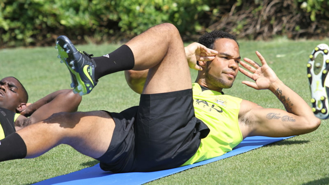 Lescott holding image