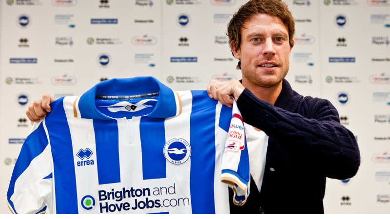 Wayne Bridge signs for Brighton