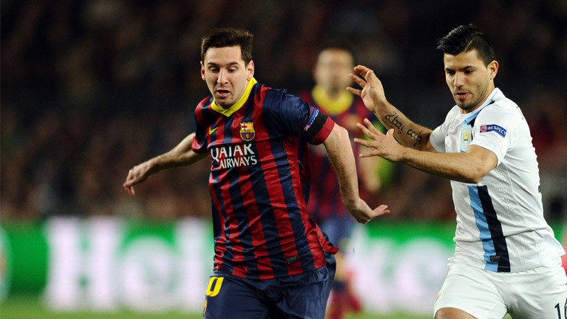 web-sergio-tackle-with-messi-PA-19277611.jpg